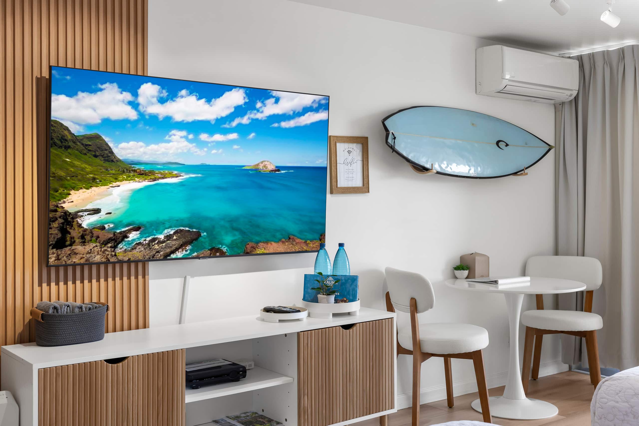 *Modern Beach Walkable! Renovated Waikiki Condo* - Photo 36