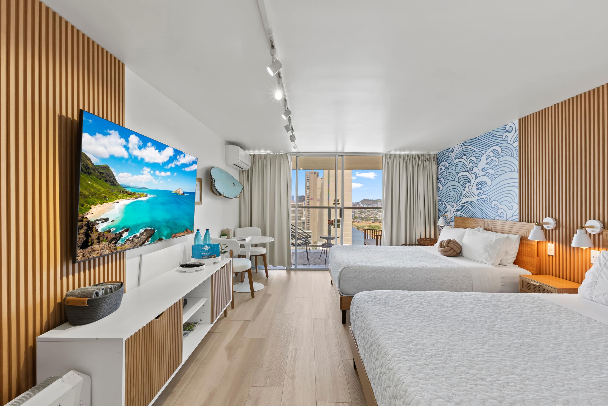 *Modern Beach Walkable! Renovated Waikiki Condo* - Photo 28