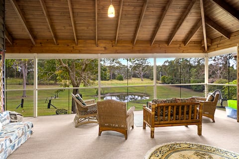 Ann's Coastal Chalet
