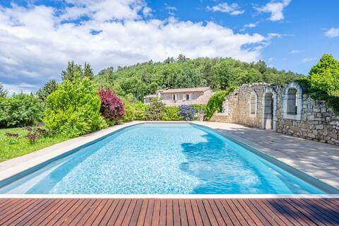Quiet house with pool - Chateauneuf - 8pers