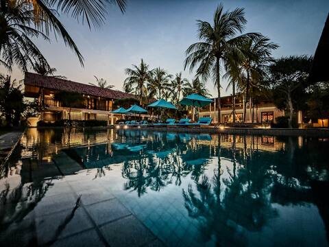 Jeeva Saba - Luxury 8-BR Estate