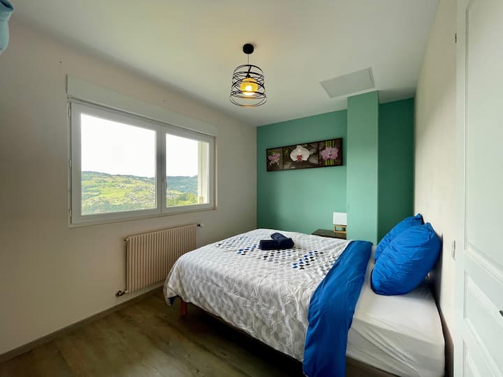 Chambre 5 avec salle de bain privative (BEL'M4)