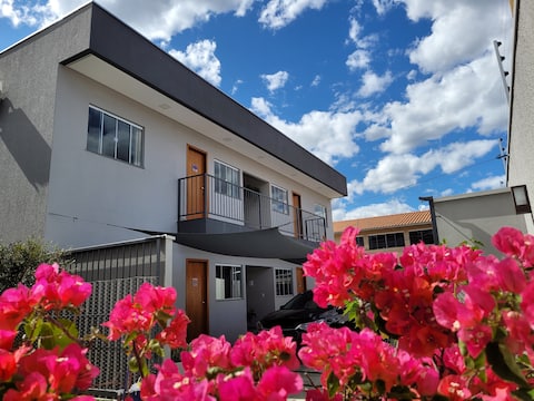 Airbnb em destaque: Flat Ipê 01 em Goiás
