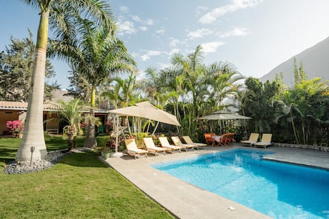 Chaparral Cottage with Pool, Santa Eulalia