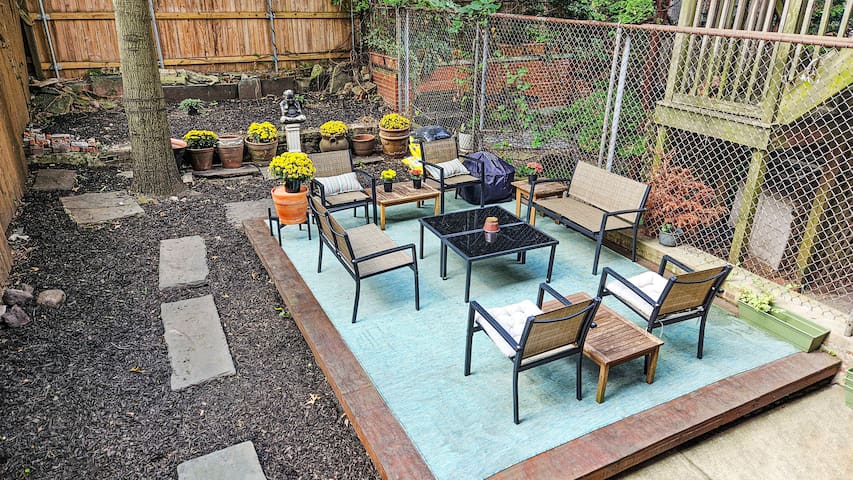 Main Parlor Level Brownstone w/ Private Backyard