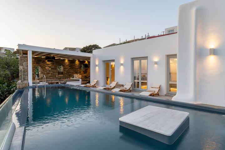 Villa Oggi Mykonos Indoor Jacuzzi gallery image 2