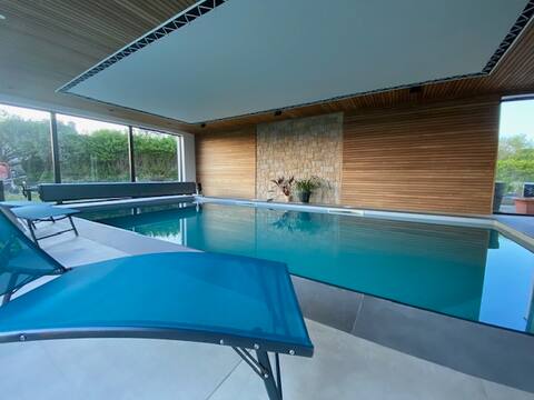 E Tal An Dour 3* Beachfront Villa with Pool