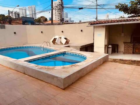 House 3 Bedrooms with air, Pool and Garage 300m Beach