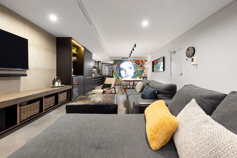 Top performing Airbnb: Modern Oasis in Bowen Hills 3Bed/2Bath in Brisbane