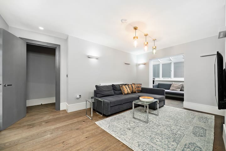 Amazing 3bedrooms Townhouse. Perfect for families!