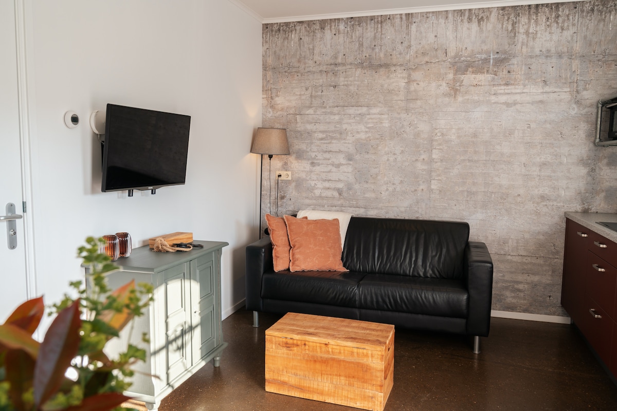 Top performing Airbnb: "in 't Stro" vacation home at Hof Zeldenrust in Wijk 09 Koudekerke