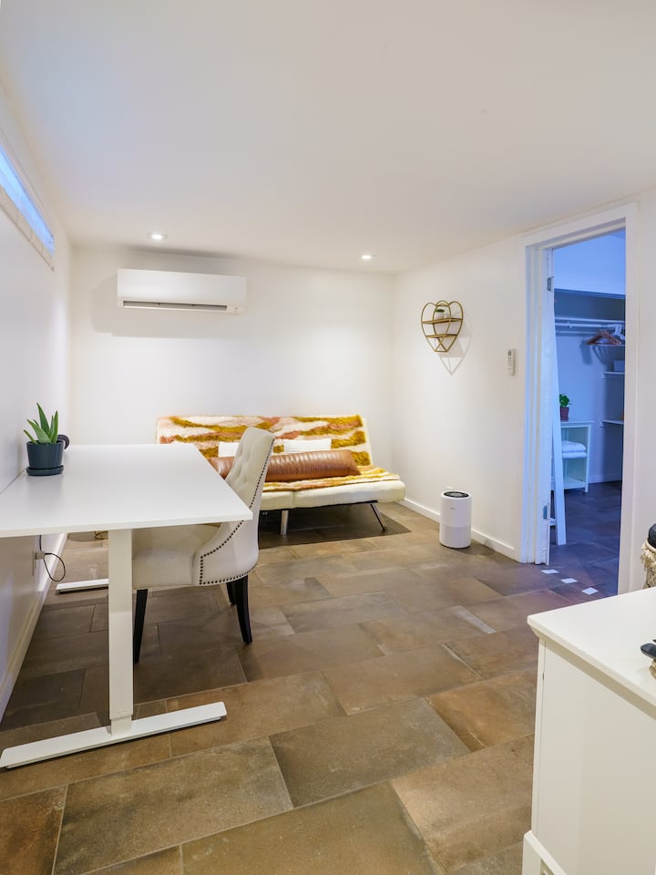 Cozy Casita: Your Private Escape - Phoenix-Sky-Harbor Airport (PHX)