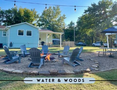 Amazing Lake Retreat -500 ft to Water & Boat Ramp!