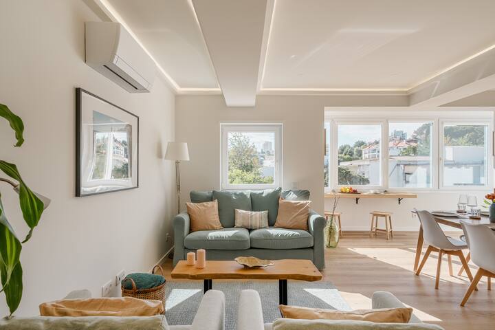 Seaside Cascais Center Apartment gallery image 2