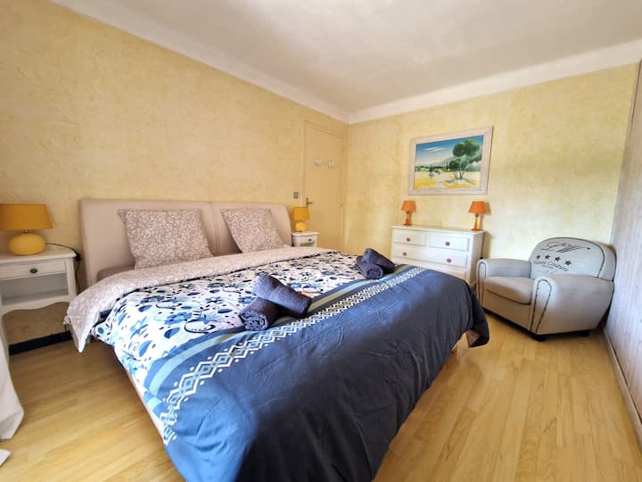 საძინებელი 1