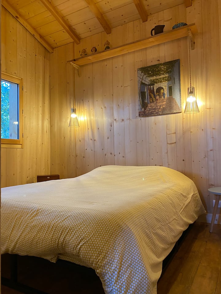 CHUMBA CHA KULALA 1 - KITANDA 160