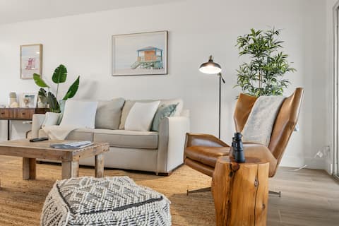 Successful Airbnb property: Penthouse with Ocean Views in Jupiter