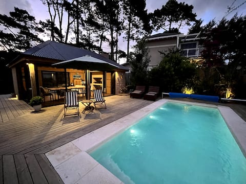 Wonderful House in Montoya, pool, forest & beach.