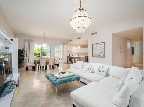 Majestic 3 Bedroom apartment and private pool