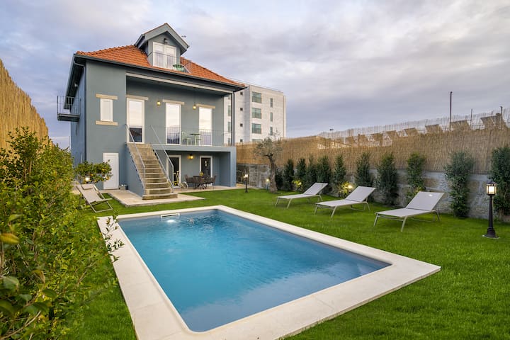 Douro Prestige Urban Retreat Villa | S-Pool & Gym