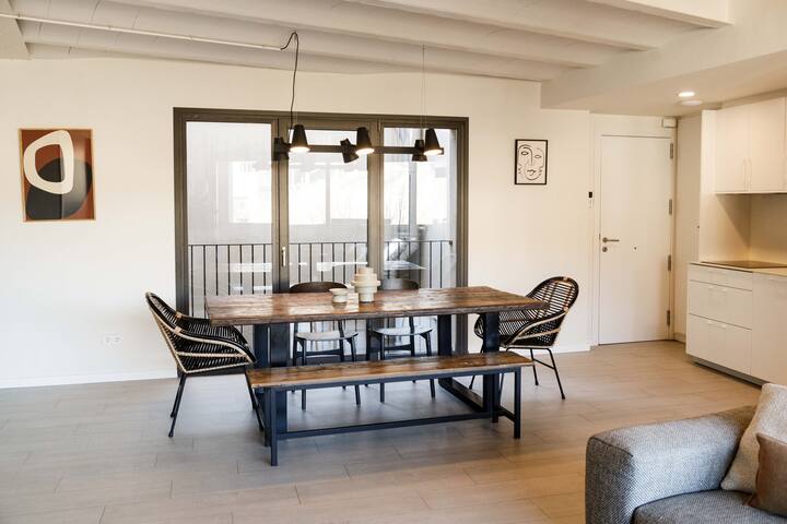 3 bedroom apartment gallery image 5