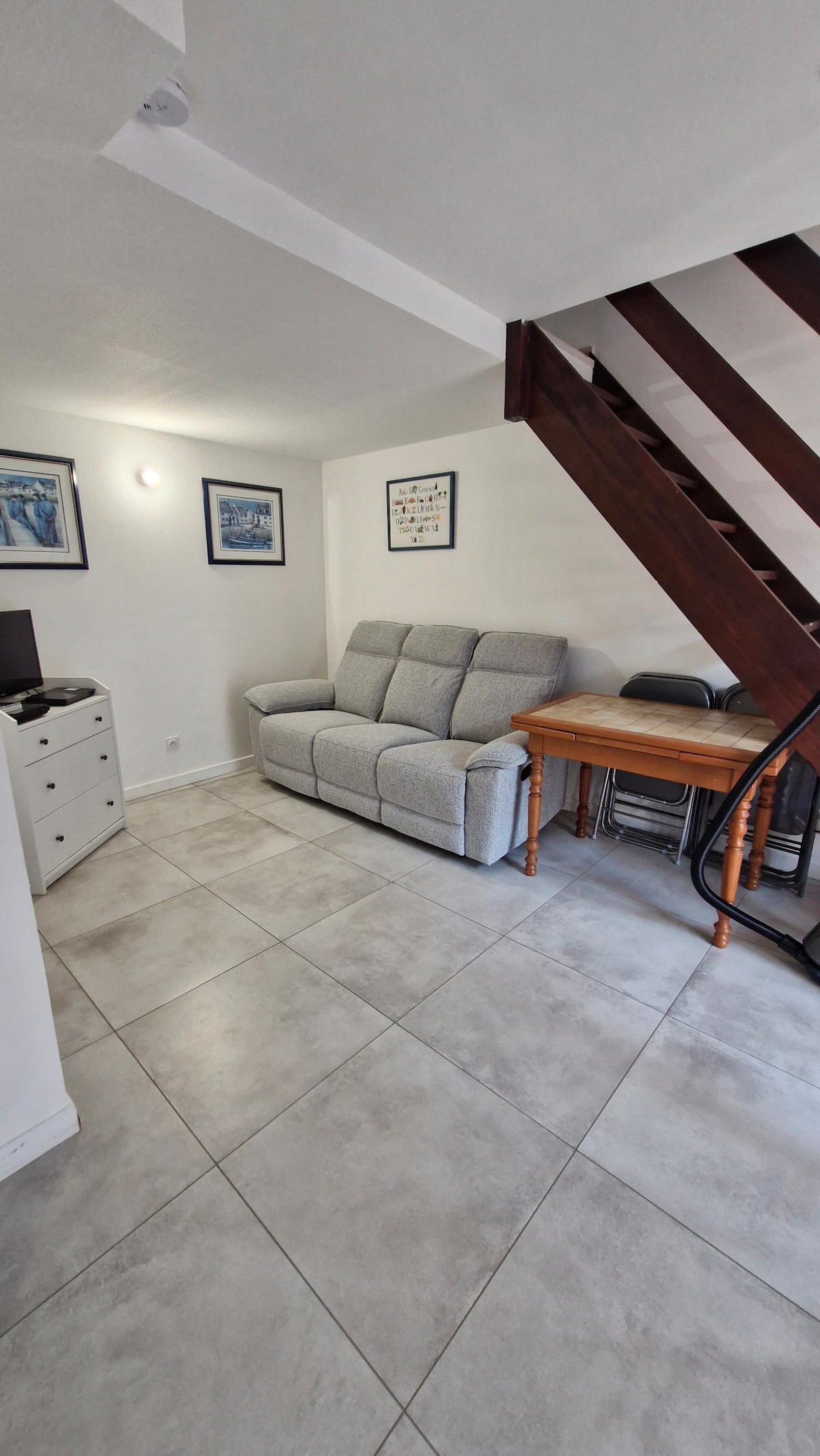 Top Airbnb: Villa with air conditioning and parking 200 m from the beach in Saint Cyprien