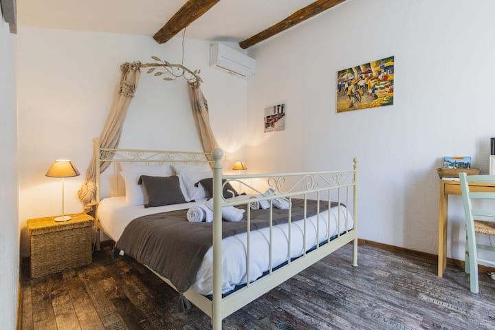 Chambre D'hôte B&b Fleur De Coton Manon En Lubéron - L'Isle-sur-la-Sorgue