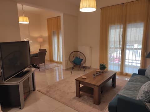 Top Airbnb: Ground floor apartment 60 m2 very close to the metro in δήμος ελληνικού αργυρούπολης