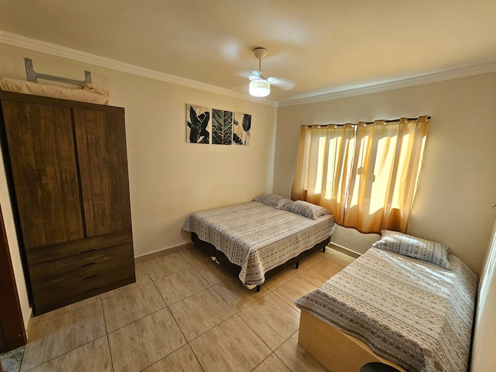 غرفة النوم 1