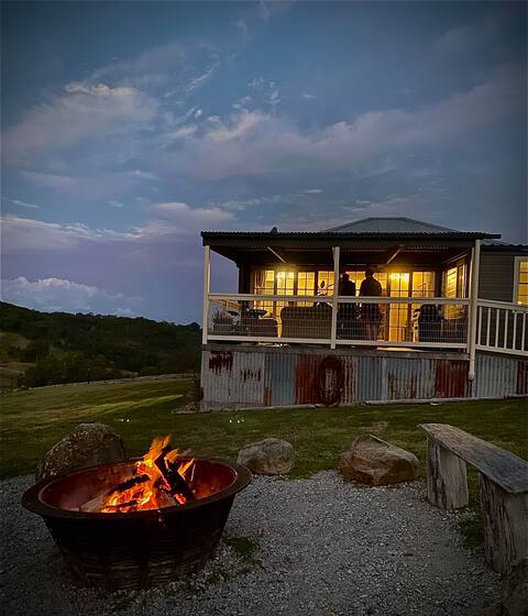 Farmstay country cottage in Taralga/Bannaby
