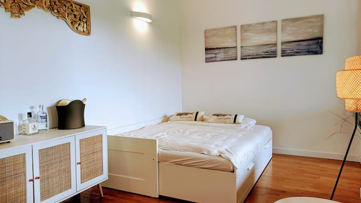 Lakefront terrace — Seeterrasse — Terrazza sul lago