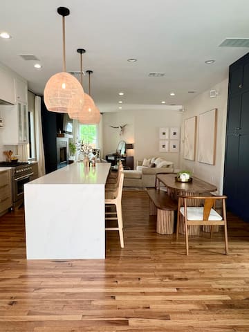 F1 Luxury • Heated Pool • Walk to South Congress gallery image 2