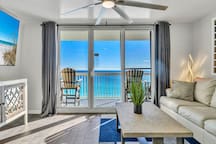Pelican Beach Resort Unit 1109