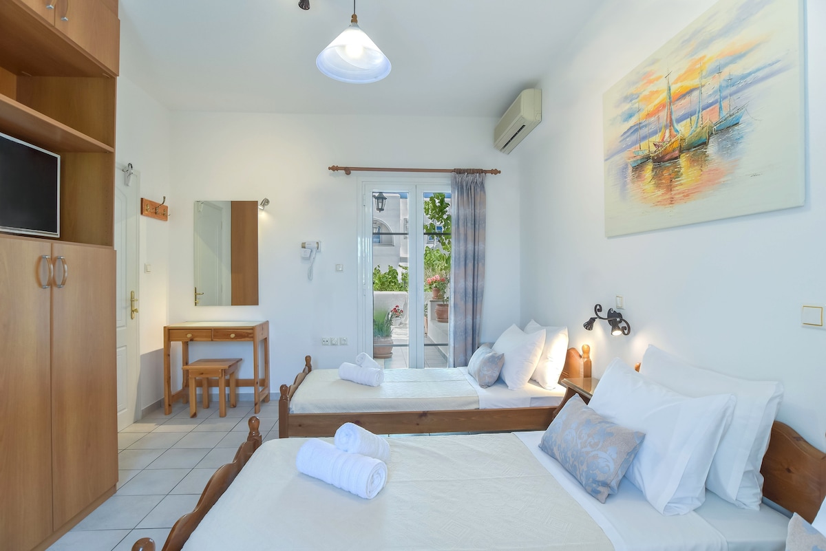 Tu habitación con las tres camas individuales