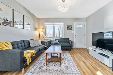 Top Airbnb: 3 BR character home near downtown Calgary in Bridgeland/Riverside