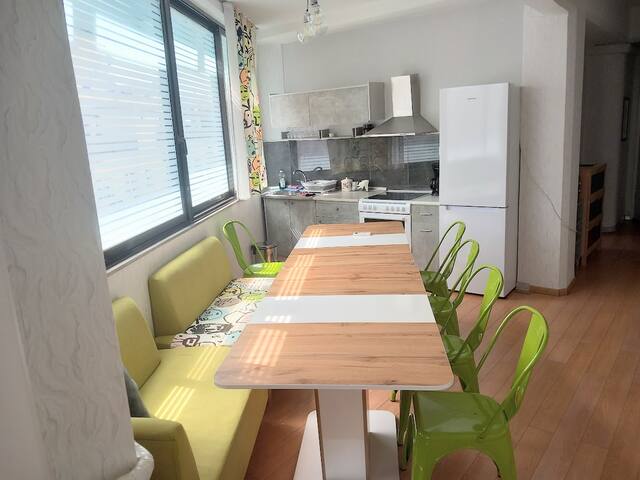 Downtown 160 sqm -5th floor- 5 bedroom apartment