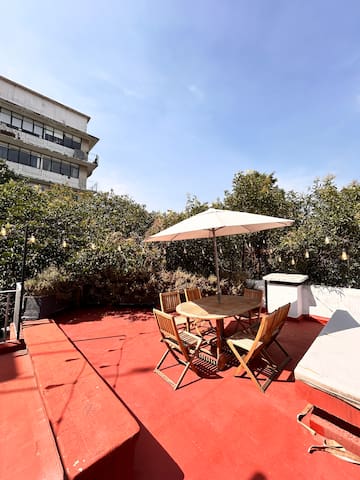 Unique | Up to 18 Guests | Rooftop & Billiards gallery image 3