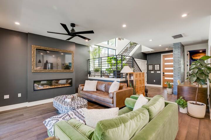 Hip East Austin House w/ Pool 2 Blocks to East 6th gallery image 4