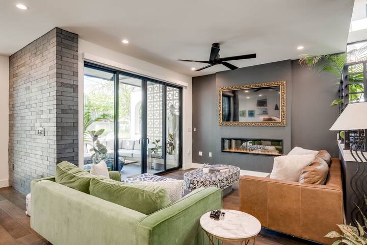 Hip East Austin House w/ Pool 2 Blocks to East 6th gallery image 2