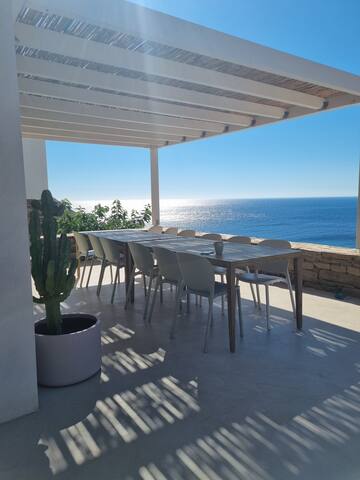 Luxury Bay View Villa with Pool gallery image 4