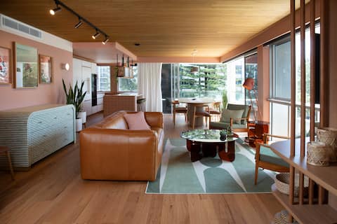 Top performing Airbnb: Designer Beachfront Apartment in Burleigh Heads