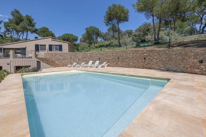 Casa La Vinya con parking y piscina gallery image 3