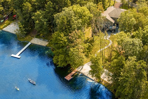 Private Beach+Dock | Pickleball | Firepit | Bikes
