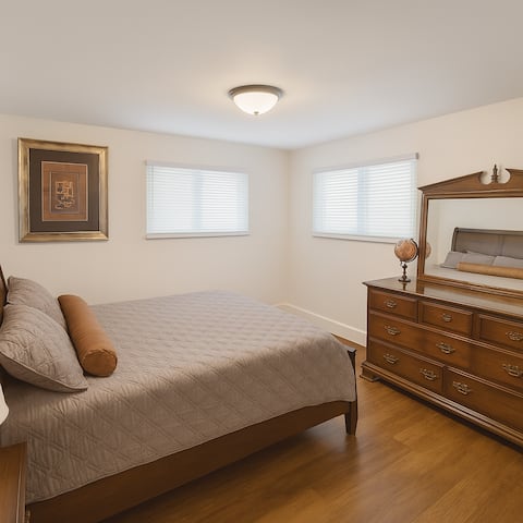 Lux Group Retreat -Fast Wi-Fi + Game Room+ Firepit