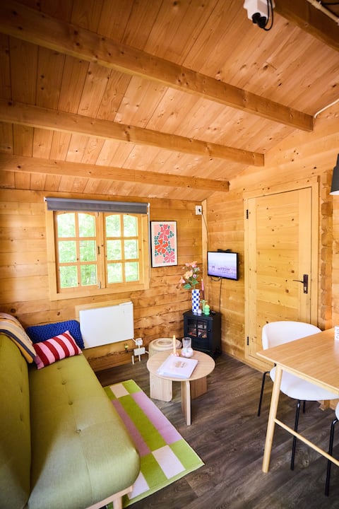 Nature cottage Specht near forest and pond!