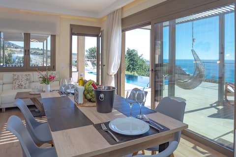 Popular Airbnb listing: Villa Olive Oil in Δήμος Σφακίων