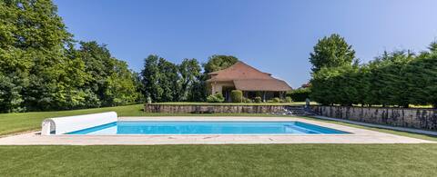 SOUTH JURA VILLA with large pool and pool house.