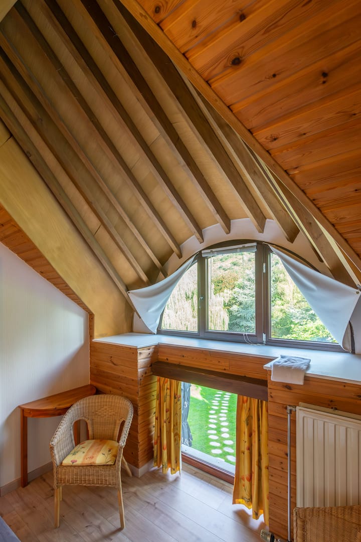 საძინებელი 4