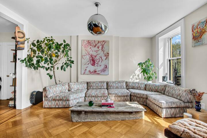 Park View Full Floor Loft gallery image 2