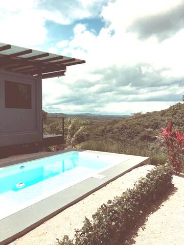 Paradise, well-being, great view, pool, beach 9min